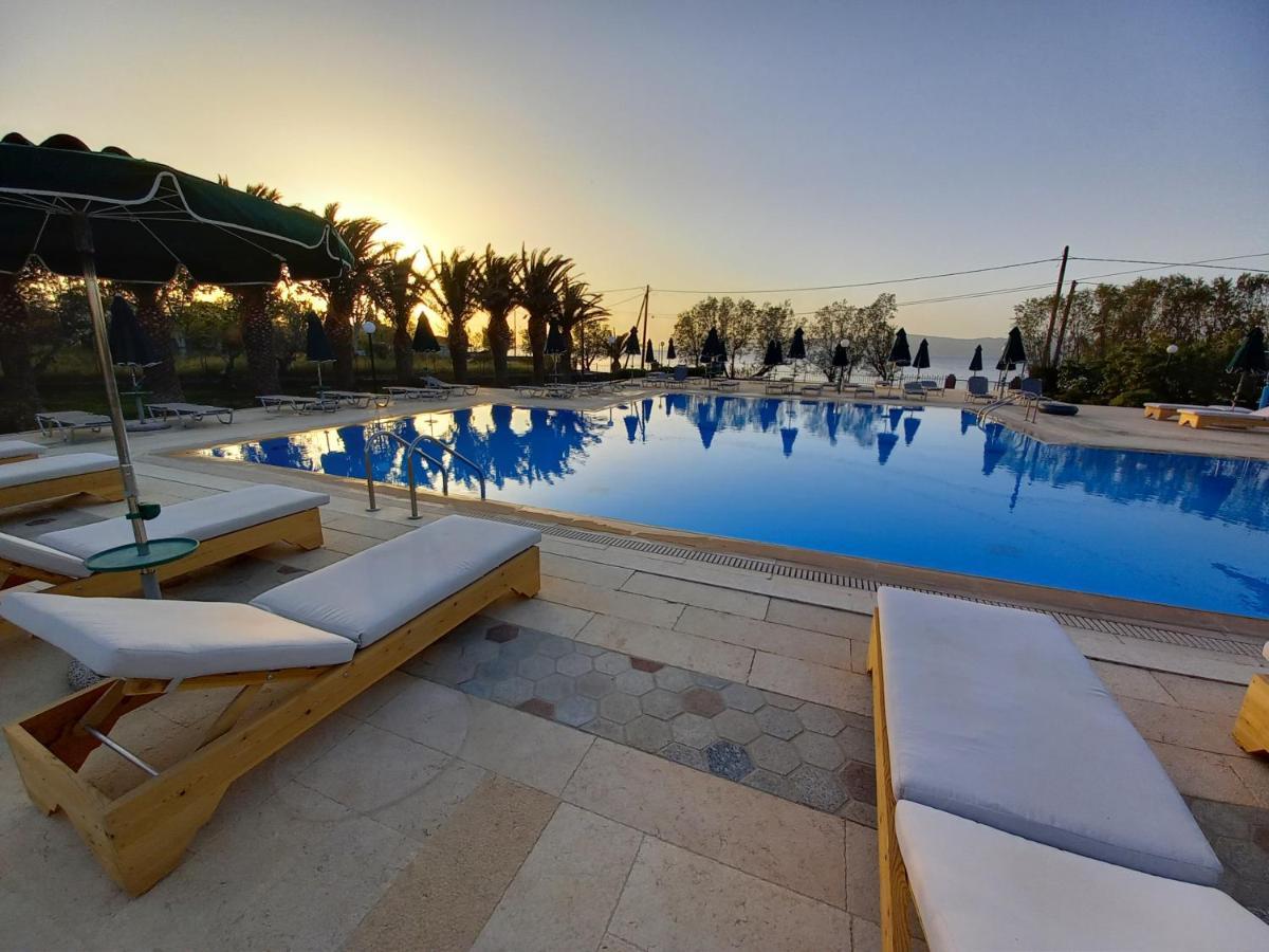 Hotel Bella Vista Mithimna Ngoại thất bức ảnh