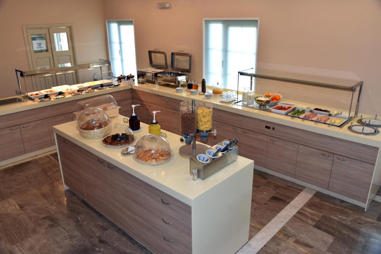 Hotel Bella Vista Mithimna Ngoại thất bức ảnh