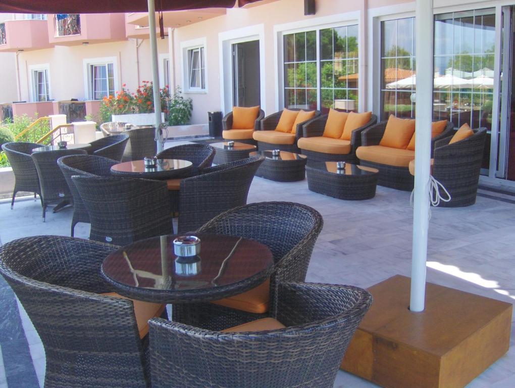 Hotel Bella Vista Mithimna Ngoại thất bức ảnh
