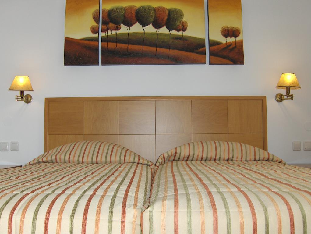Hotel Bella Vista Mithimna Phòng bức ảnh