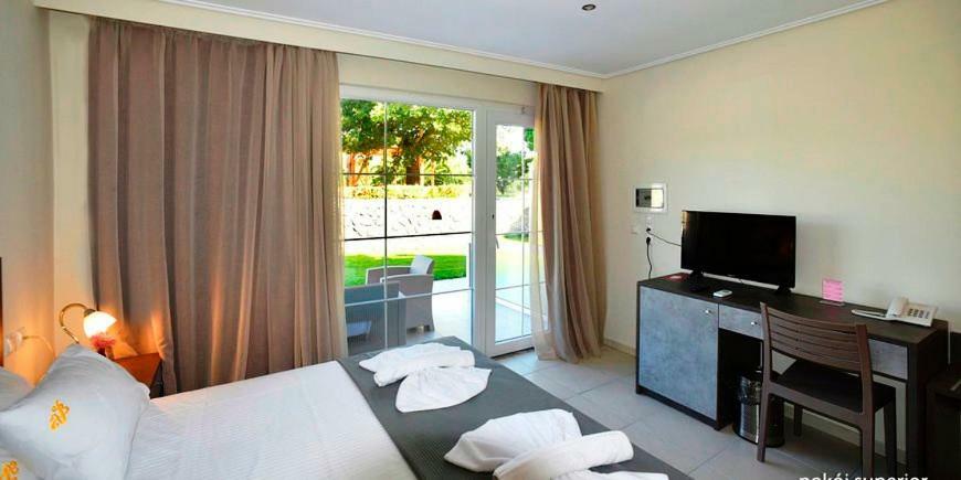 Hotel Bella Vista Mithimna Ngoại thất bức ảnh